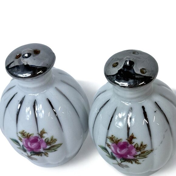 Vintage Ceramic Salt & Pepper Shaker Set – Pink Rose Floral - Picture 4 of 8